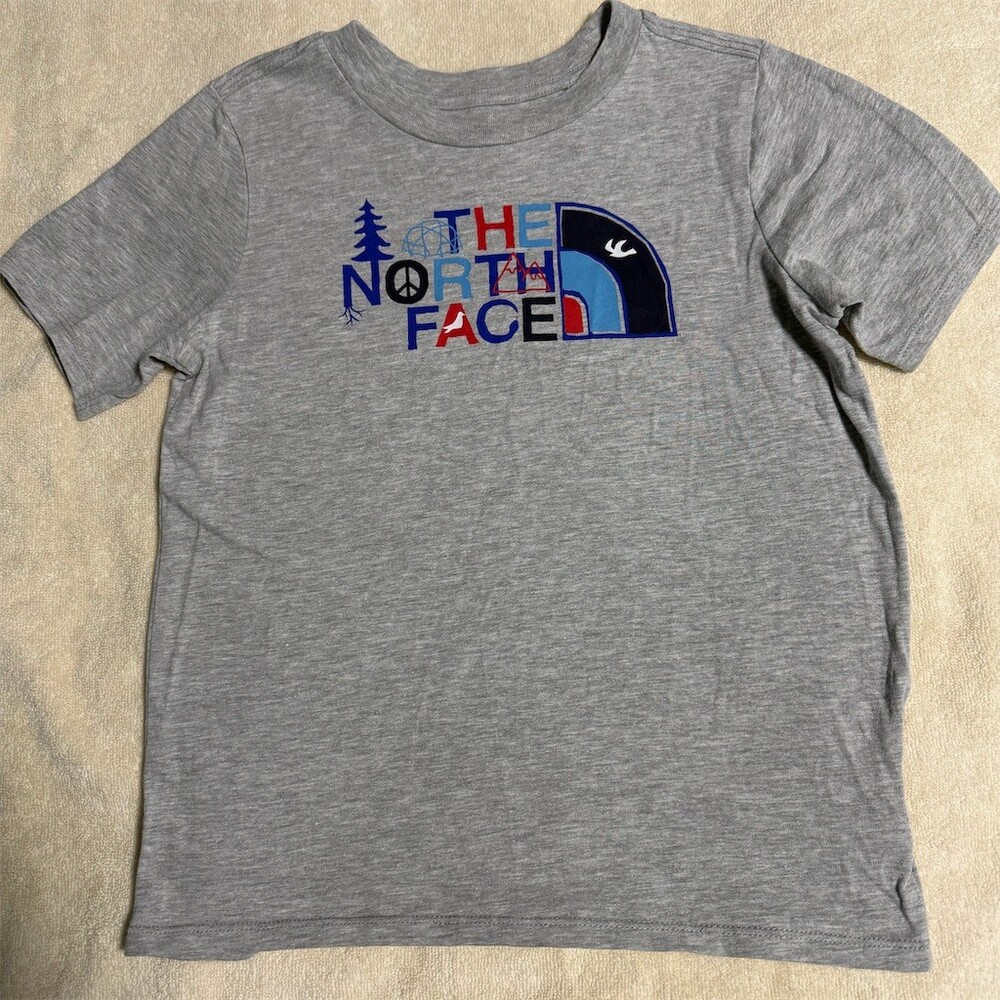 The North Face Toddler Boys T-Shirt Size 6 Gray Graphic Logo Short Sleeve